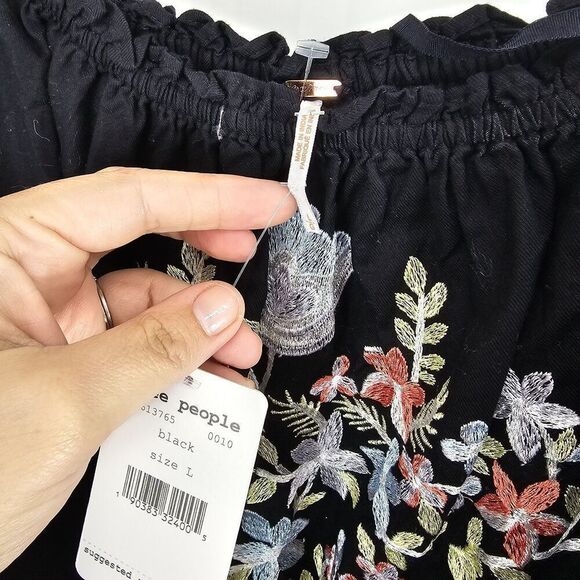 Free People Fleur Du Jour Black Embroidered Off The Shoulder Dress Size LARGE - Picture 7 of 10